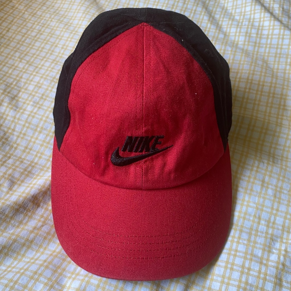 Nike Velcro Strap Hat
